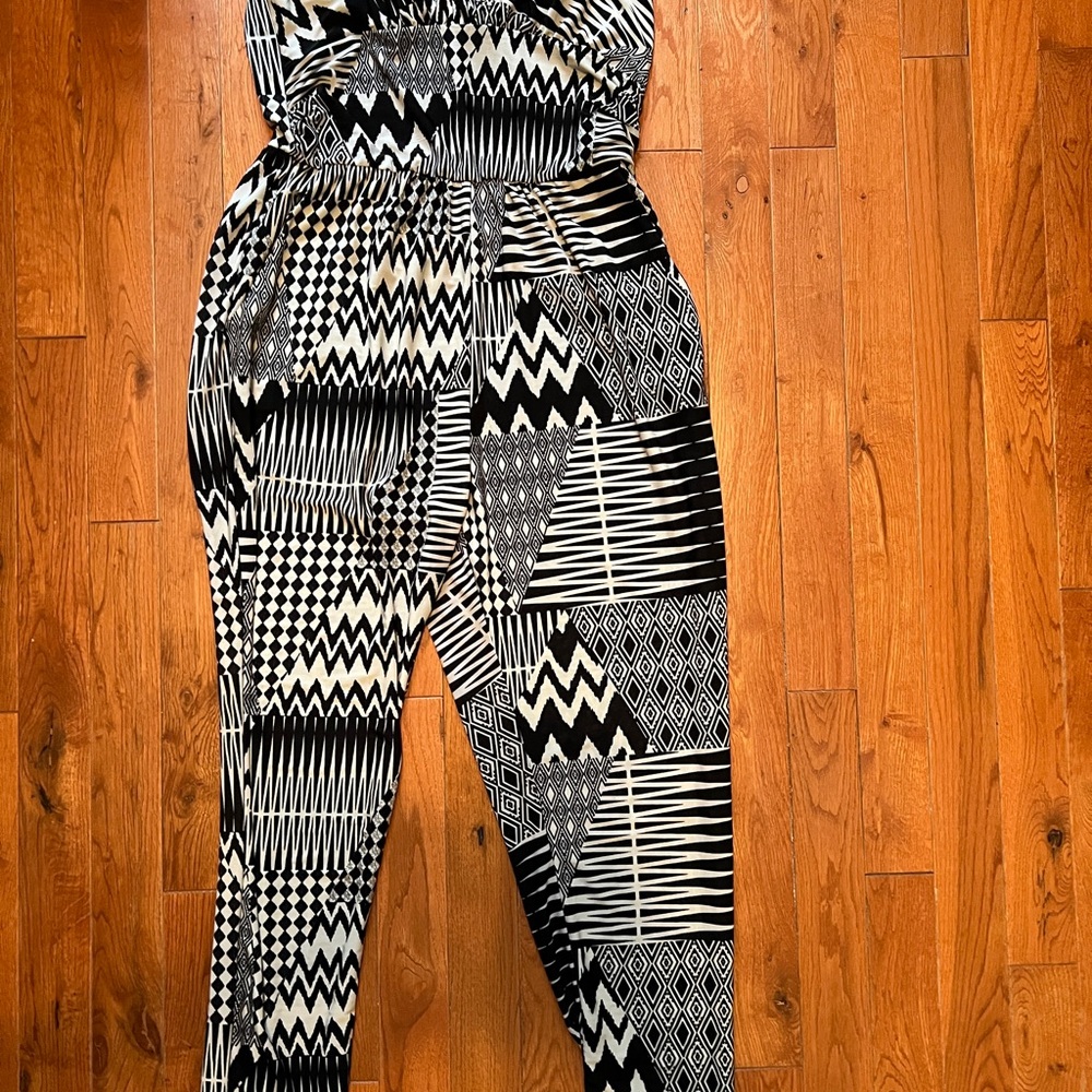 Black & White Geometric Print Jumpsuit